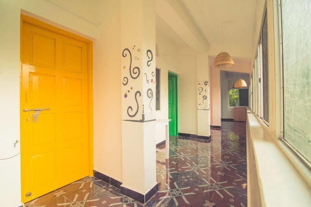 Anjuna By Roadhouse Hostels Goa Exterior photo